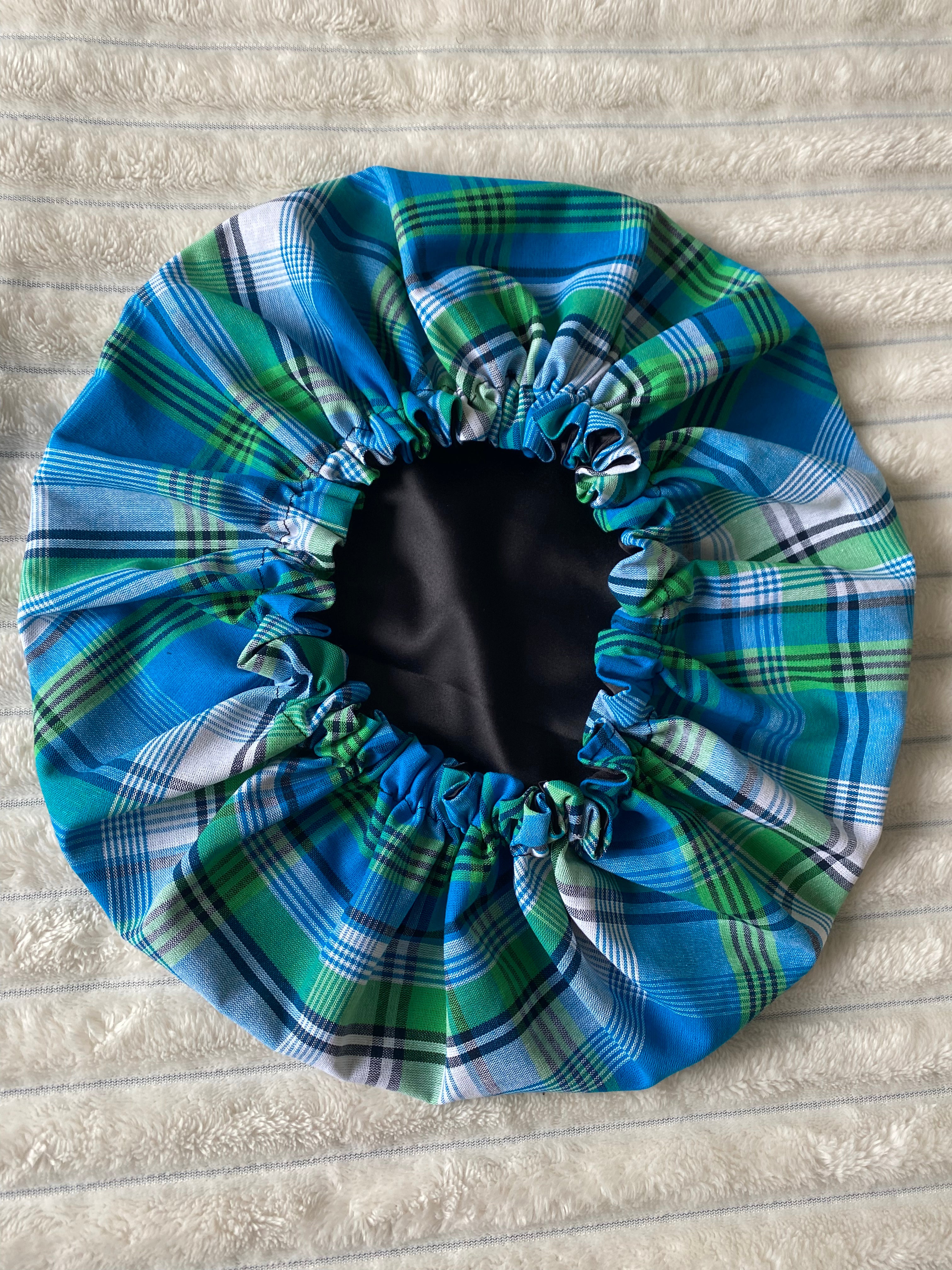 Bonnet en madras doublure satin